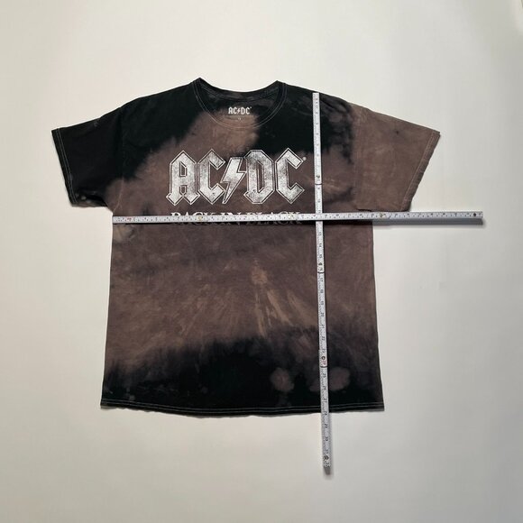 Curvy Sz 1X! AC/DC Tie-Dye Graphic Tee | Bandcore Rock Capsule Essential - Picture 3 of 6